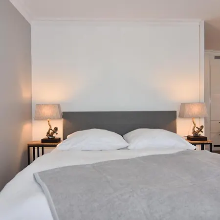 Metropol, Whg 2, Landseite 1og *